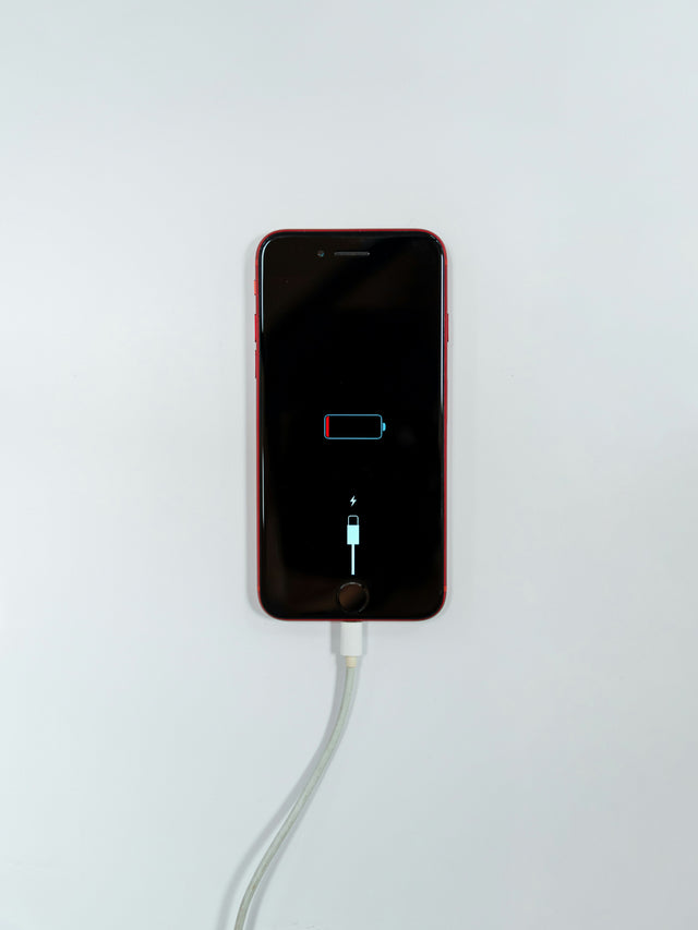 Changer la batterie ou changer de téléphone : comment décider