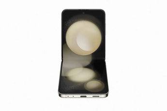 Galaxy Z Flip5 - Image 17